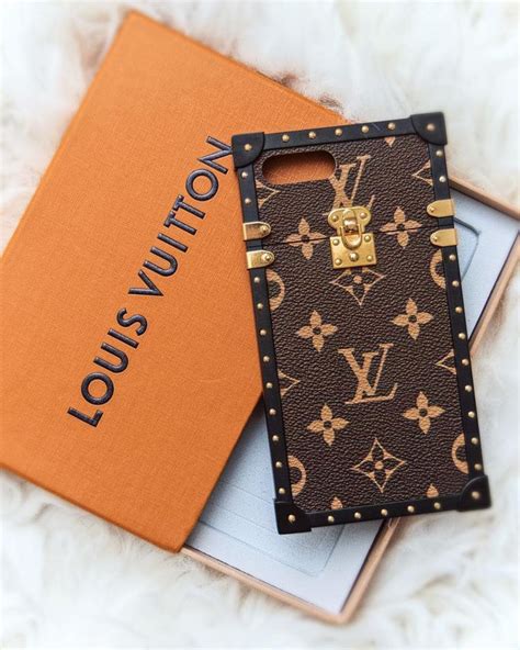 phone number for louis vuitton